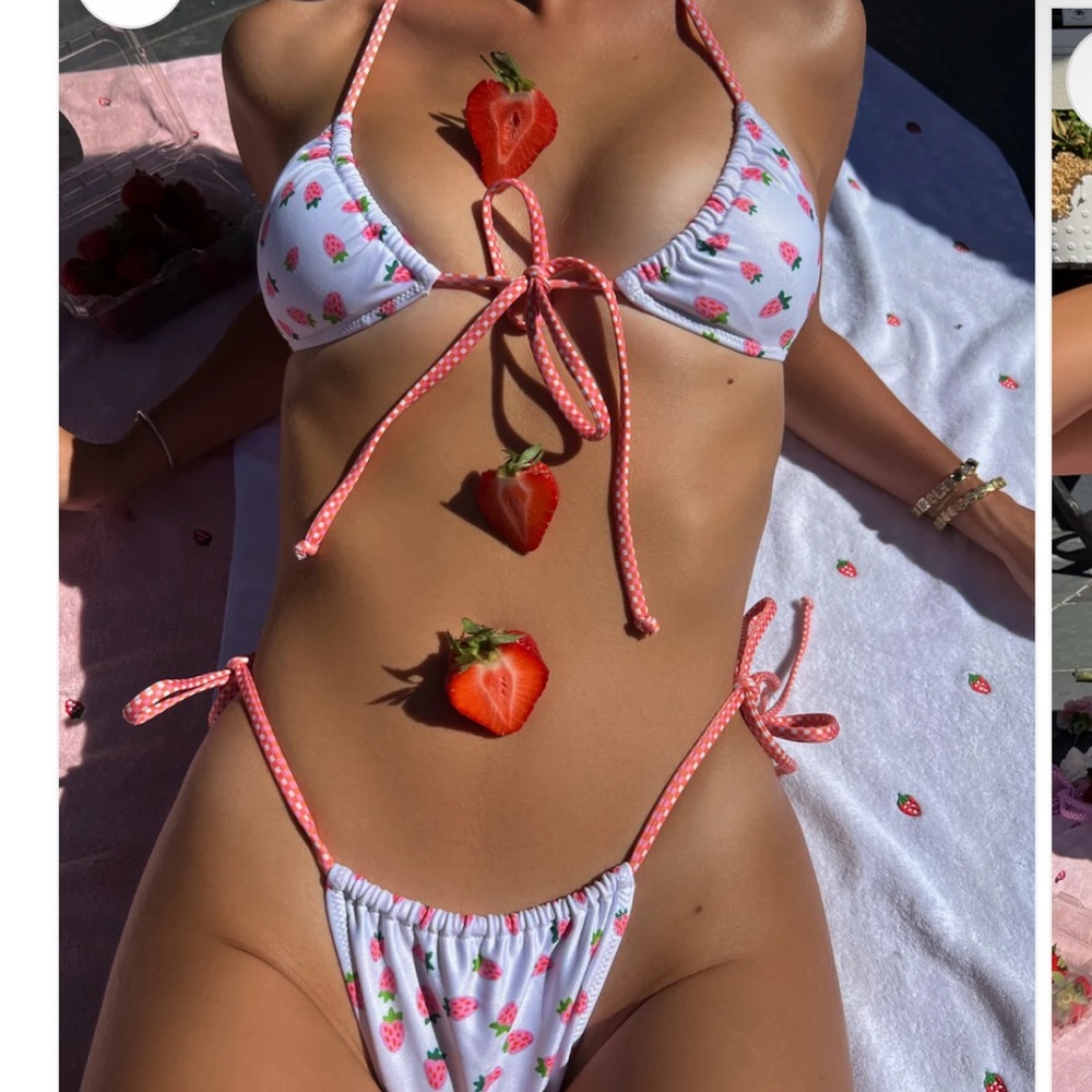 NWT Strawberry milk mob bikini set